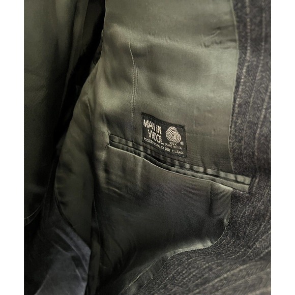 Redwood & Ross Man In Wool Blazer Sport Coat Mens Size 44 Gray Stripes Pockets - Picture 10 of 13